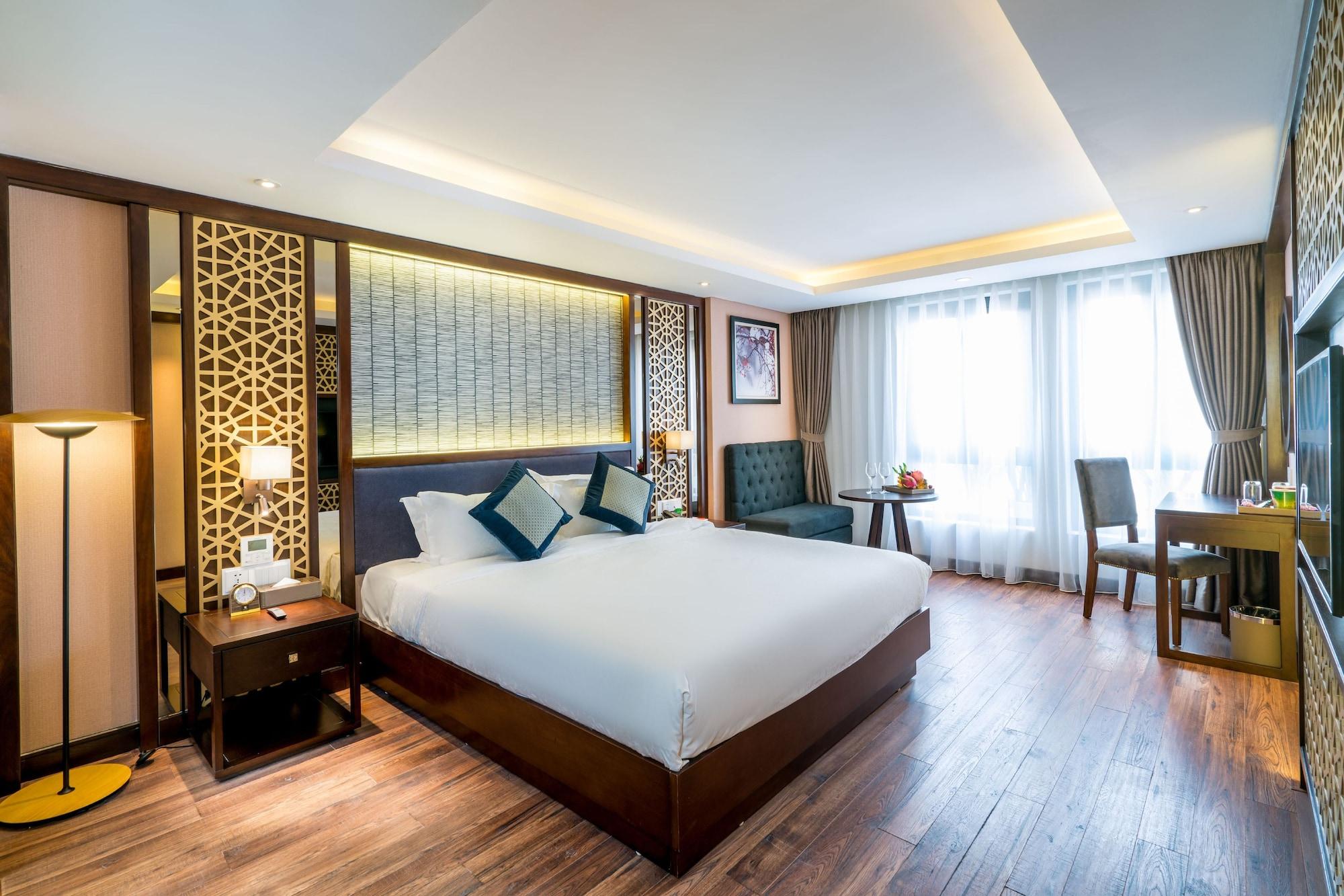 Conifer Grand Hotel Hanoi Exteriör bild