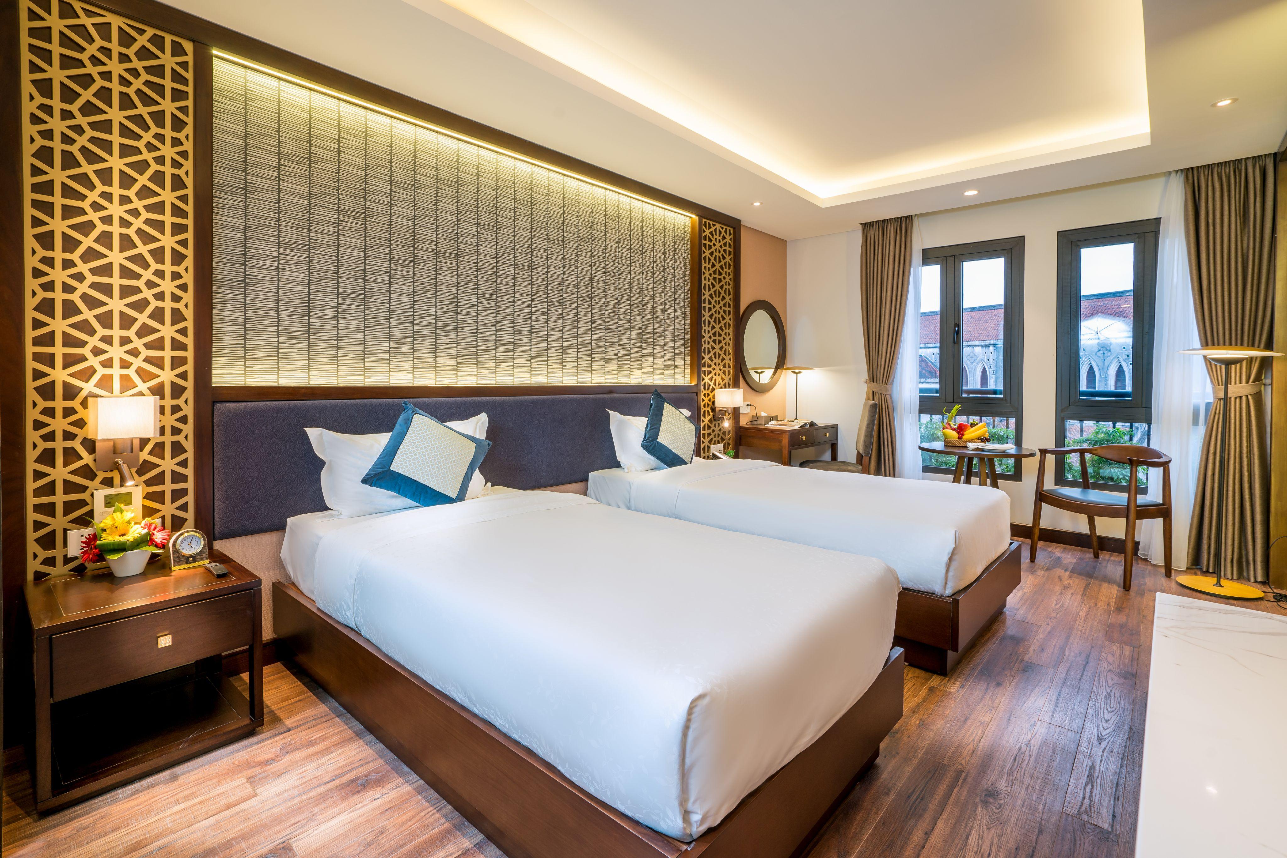Conifer Grand Hotel Hanoi Exteriör bild